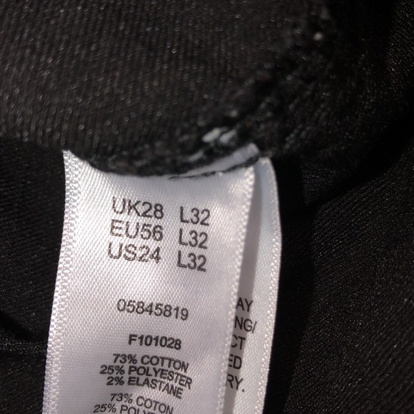 Asos plus size 28/32 black pull on pants - Picture 4 of 5